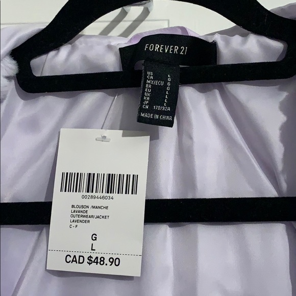 *BRAND NEW* SALE! Cropped faux fur lavender jacket - Picture 5 of 5